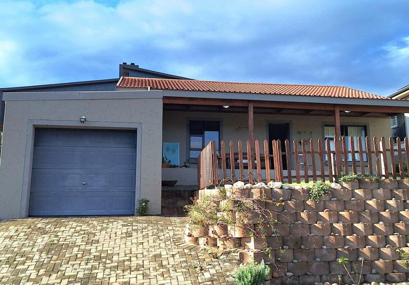 2 Bedroom Property for Sale in Bergsig Western Cape